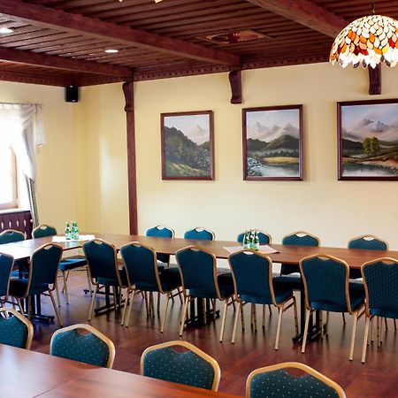 Hotel Hetmanski Рава Мазовецка Екстериор снимка