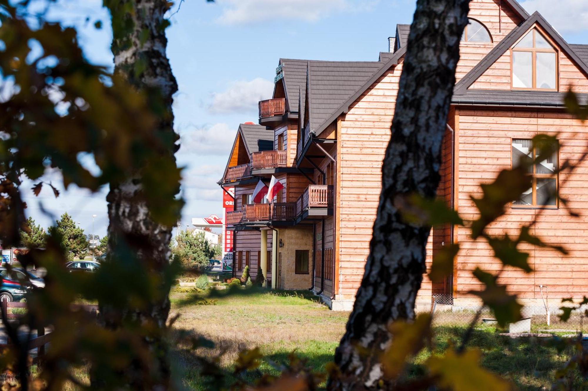 Hotel Hetmanski Рава Мазовецка Екстериор снимка