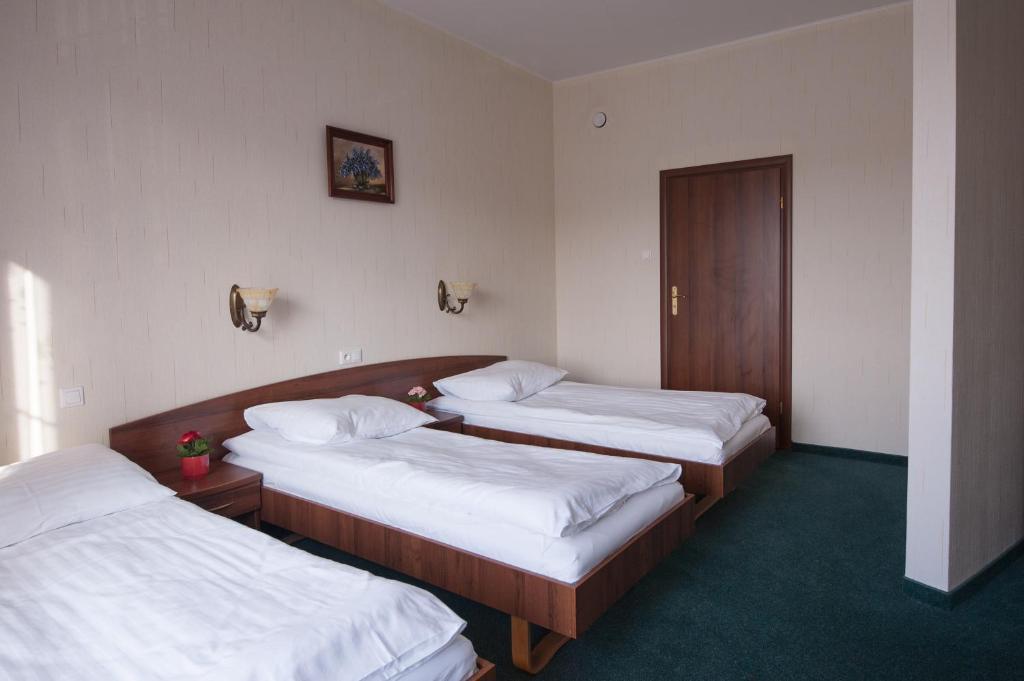 Hotel Hetmanski Рава Мазовецка Стая снимка
