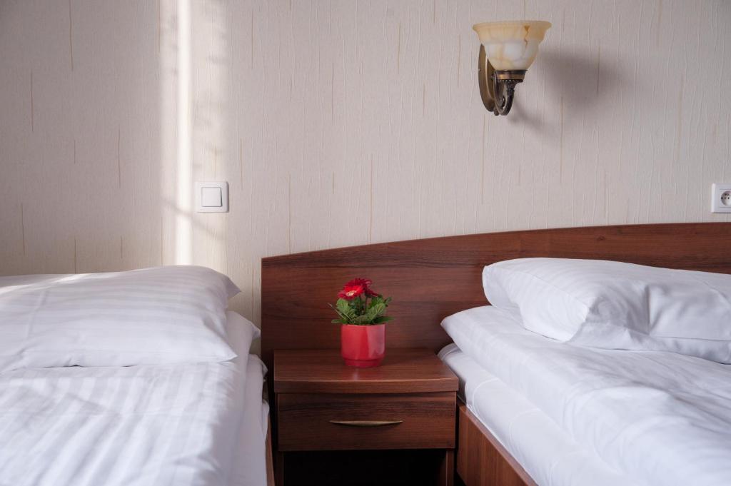 Hotel Hetmanski Рава Мазовецка Стая снимка